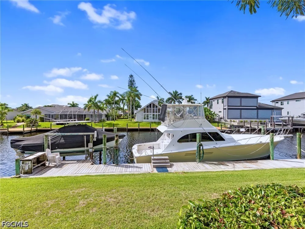 Cypress Lake Circle Fort Myers, FL 33919