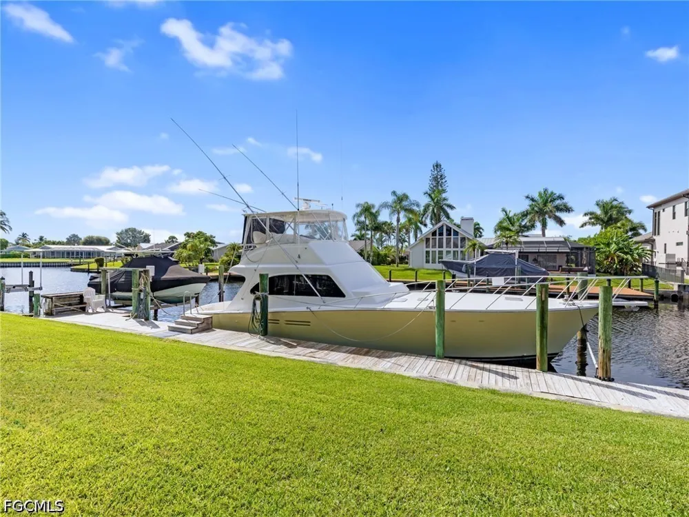 Cypress Lake Circle Fort Myers, FL 33919