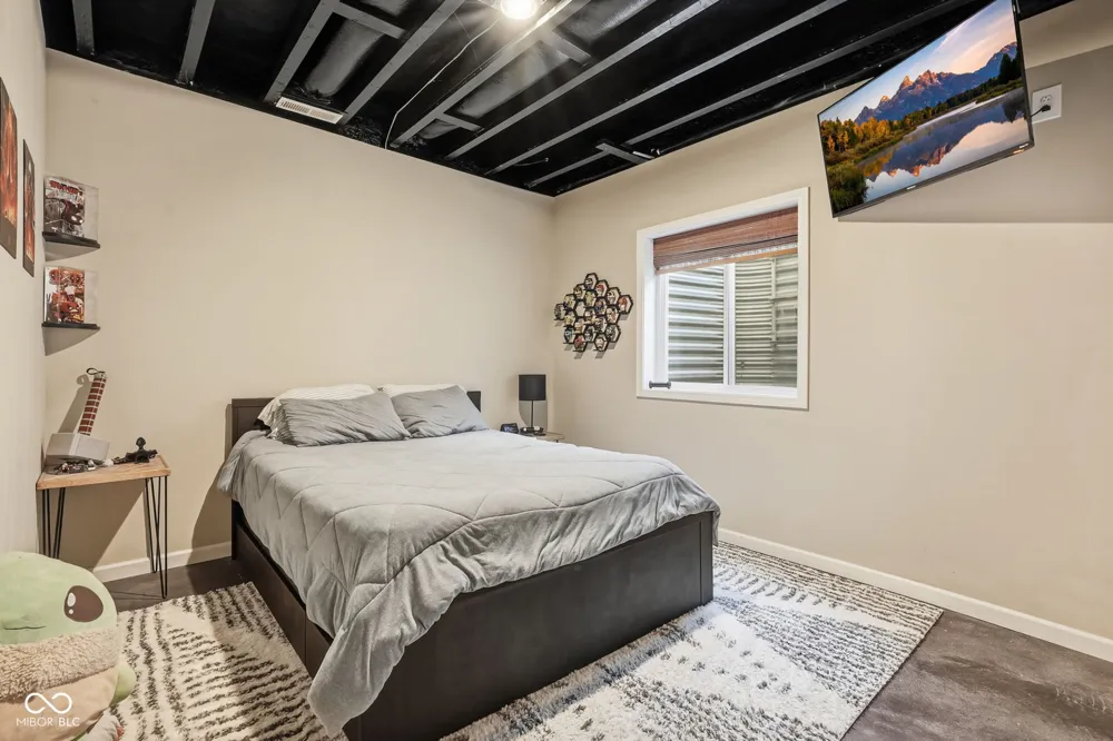 1043 Shadowlawn Avenue Greencastle, IN 46135