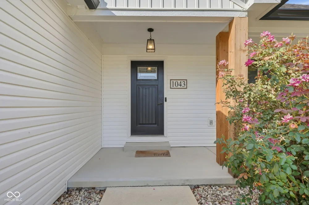 1043 Shadowlawn Avenue Greencastle, IN 46135
