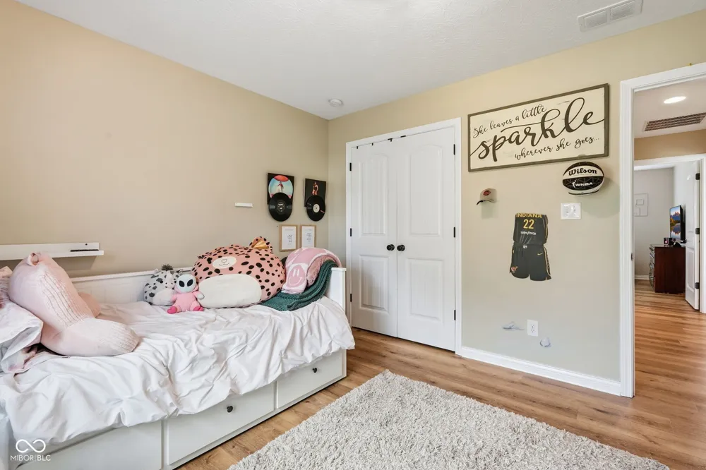 1043 Shadowlawn Avenue Greencastle, IN 46135