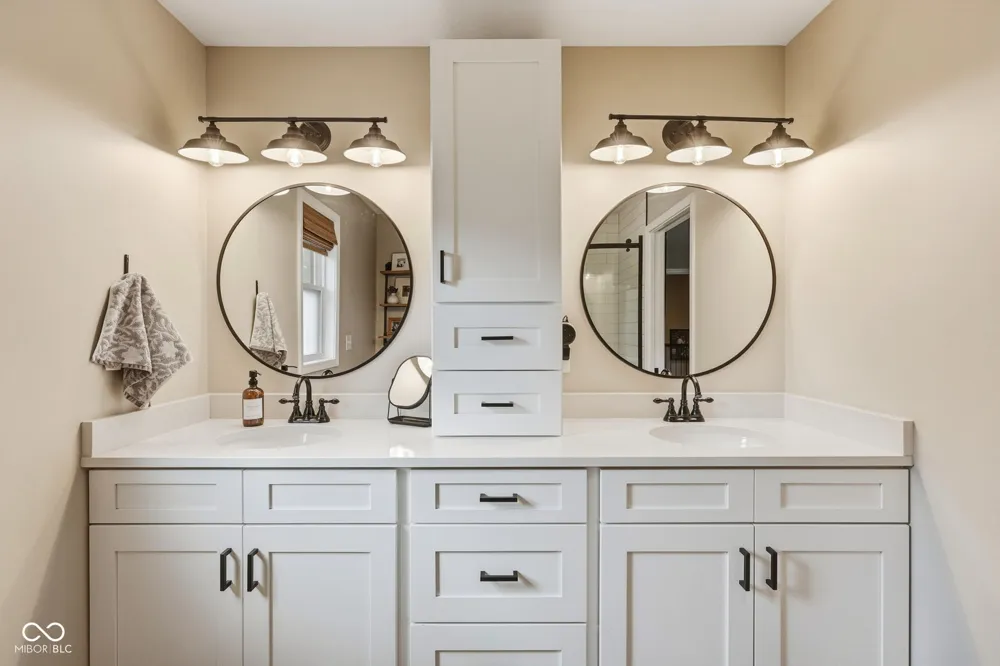 1043 Shadowlawn Avenue Greencastle, IN 46135
