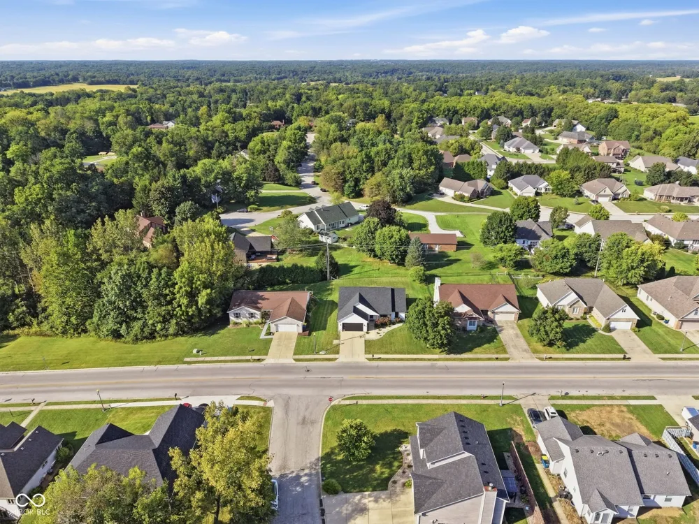 1043 Shadowlawn Avenue Greencastle, IN 46135