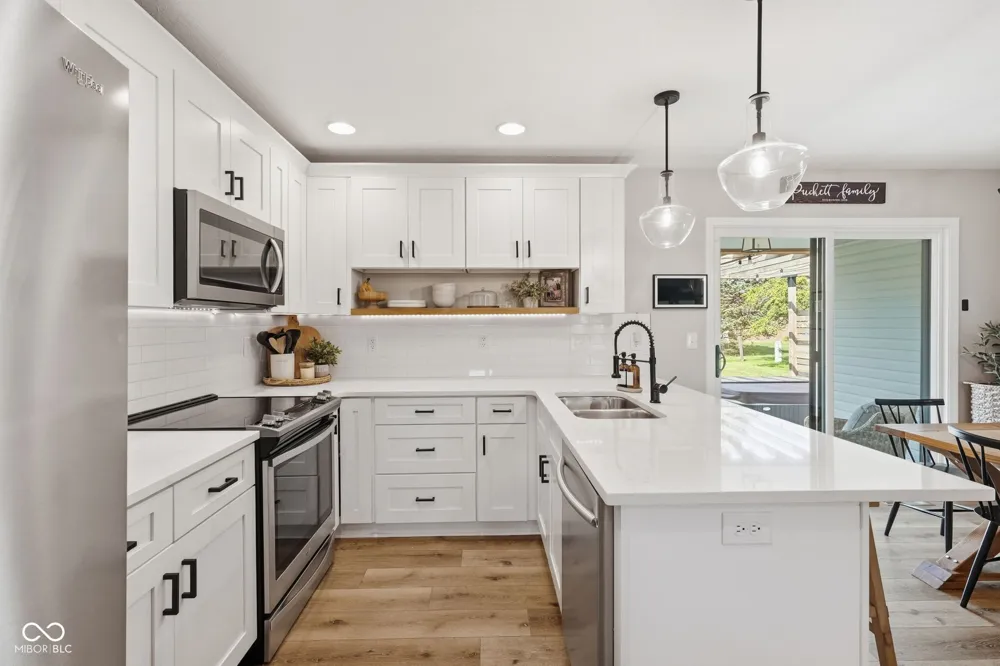 1043 Shadowlawn Avenue Greencastle, IN 46135
