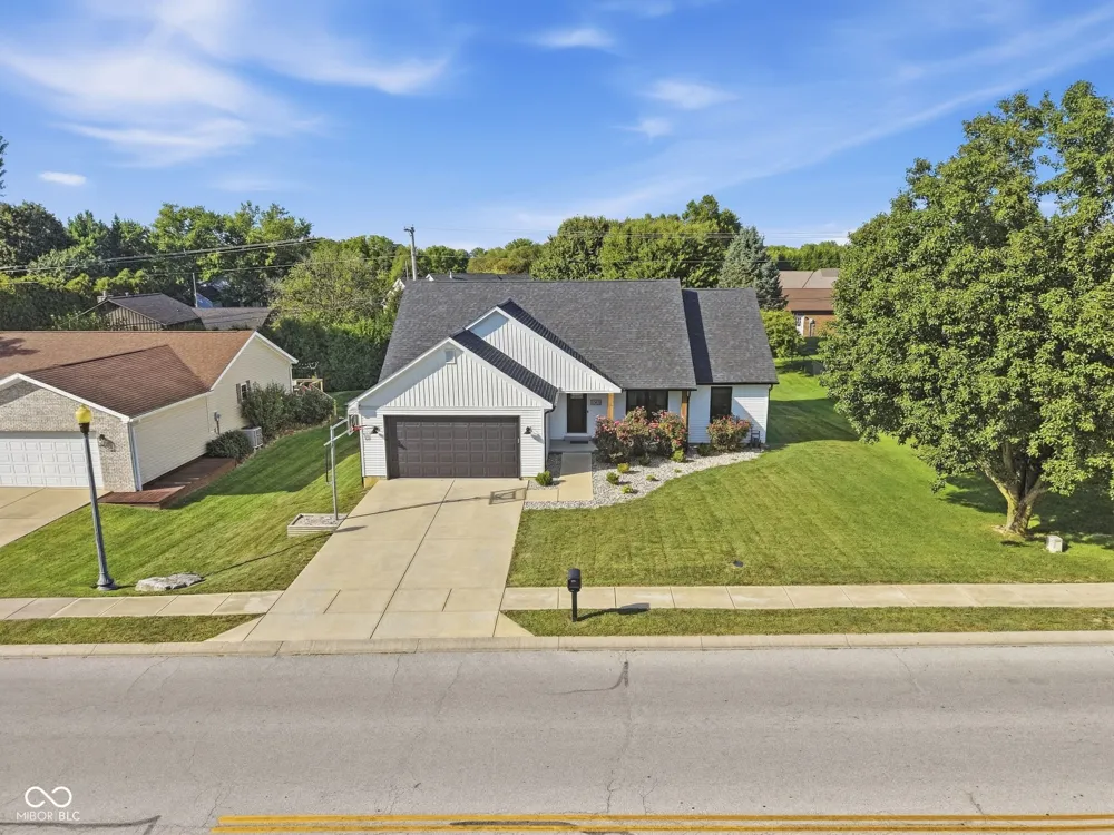 1043 Shadowlawn Avenue Greencastle, IN 46135