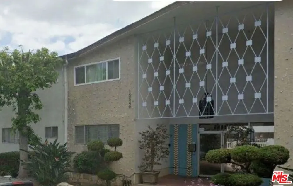 15549 S Budlong Place #2 Gardena, CA 90247
