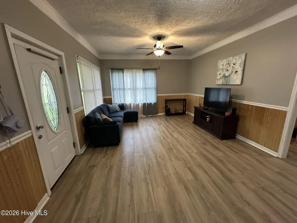 14821 Bayfield Road Laurel Hill, NC 28351
