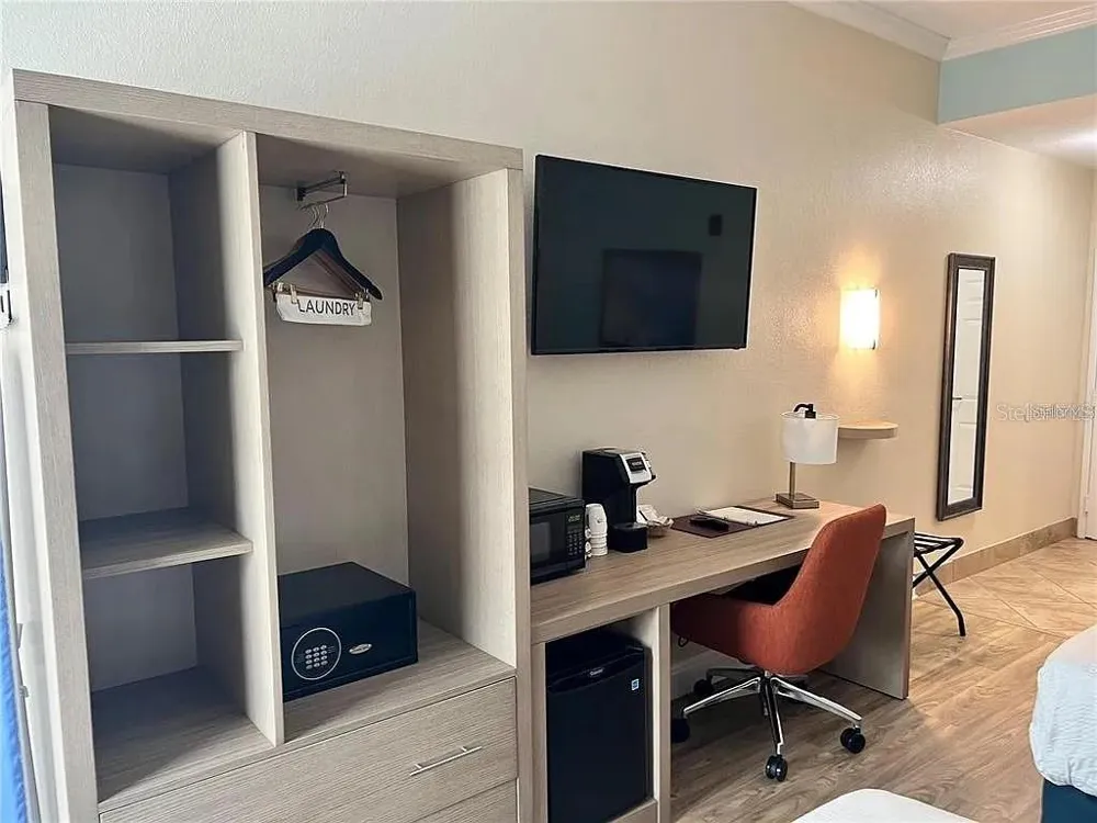 3000 MAINGATE LANE #219 Kissimmee, FL 34747