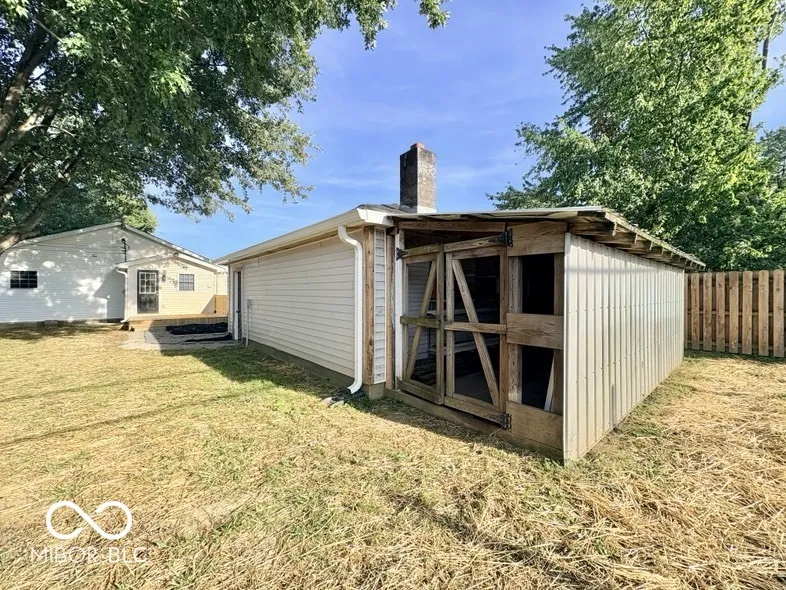 5717 Clover Maple Drive Fairland, IN 46126