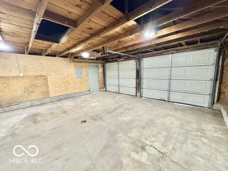 5717 Clover Maple Drive Fairland, IN 46126