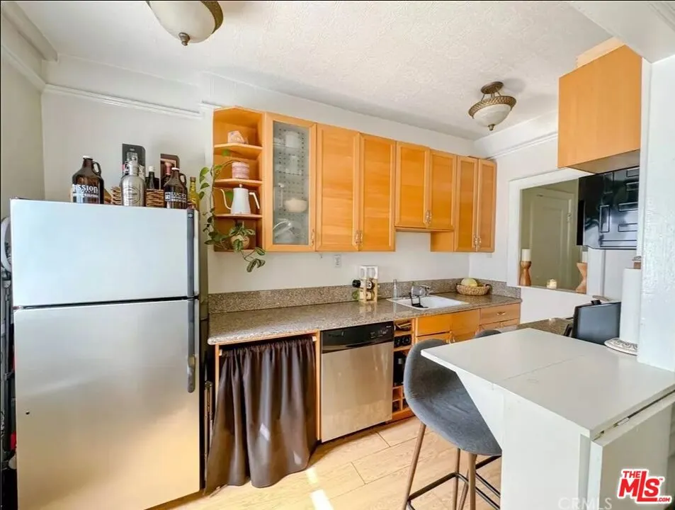 315 W 3rd Street #203 Long Beach, CA 90802
