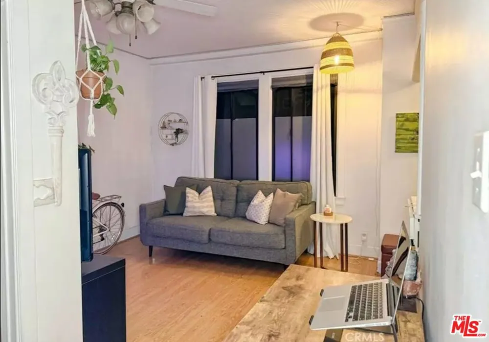 315 W 3rd Street #203 Long Beach, CA 90802
