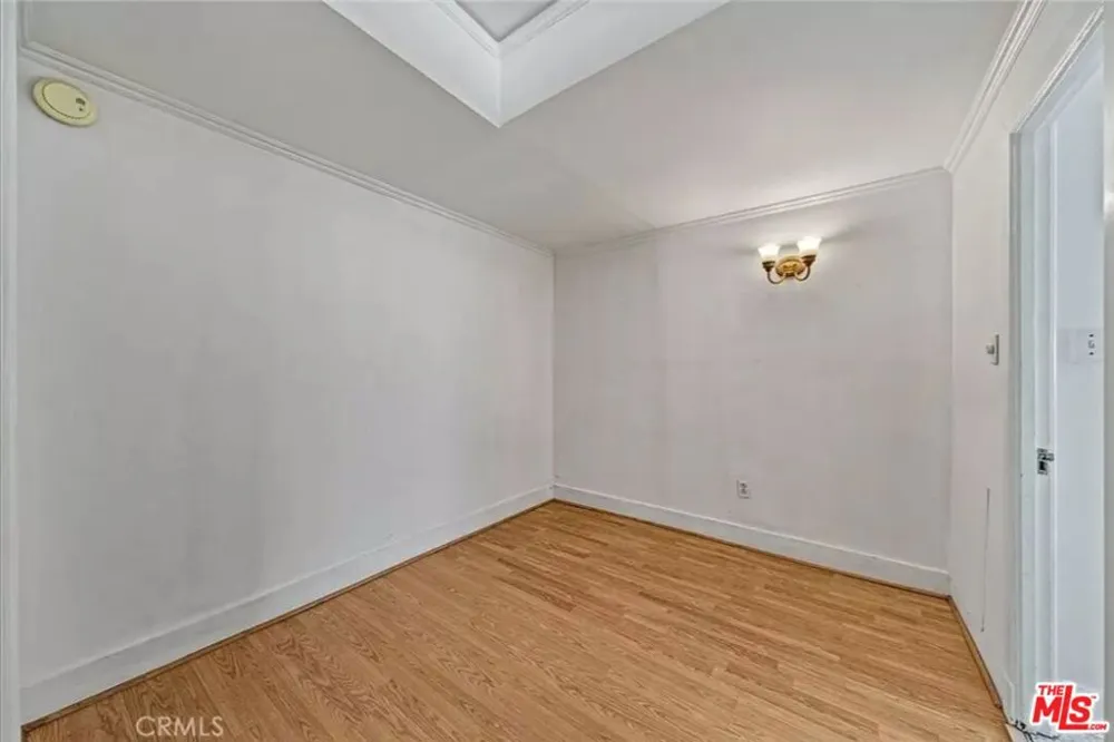 315 W 3rd Street #203 Long Beach, CA 90802