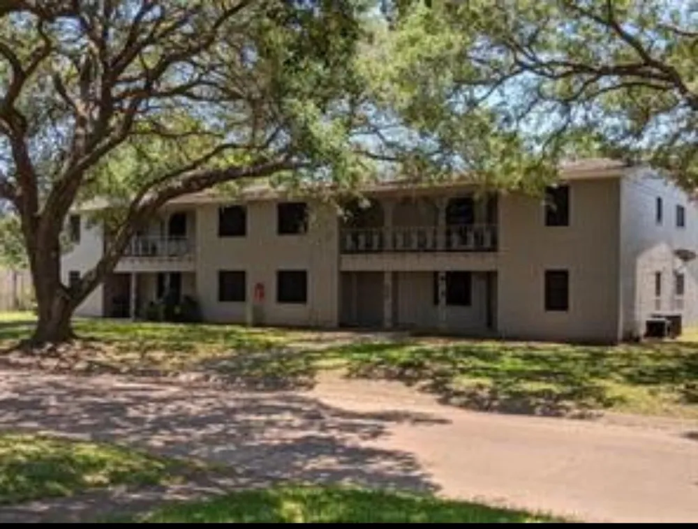 1867 Florida Drive Seabrook, TX 77586