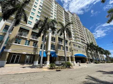 3020 NE 32nd Avenue #620