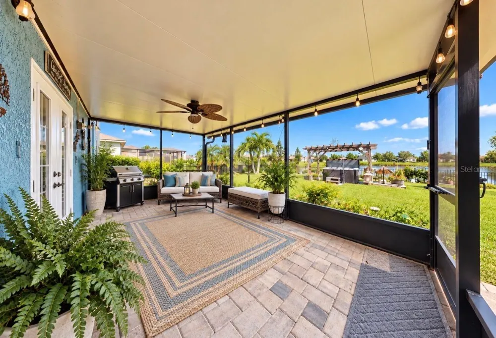 337 STAR SHELL DRIVE Apollo Beach, FL 33572