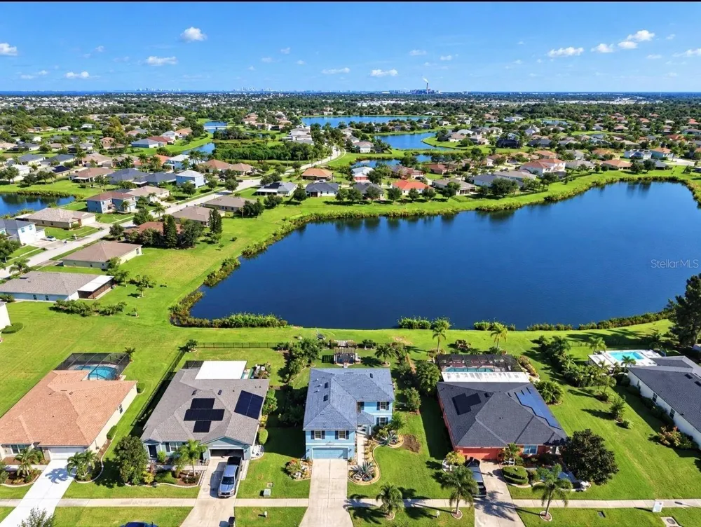 337 STAR SHELL DRIVE Apollo Beach, FL 33572