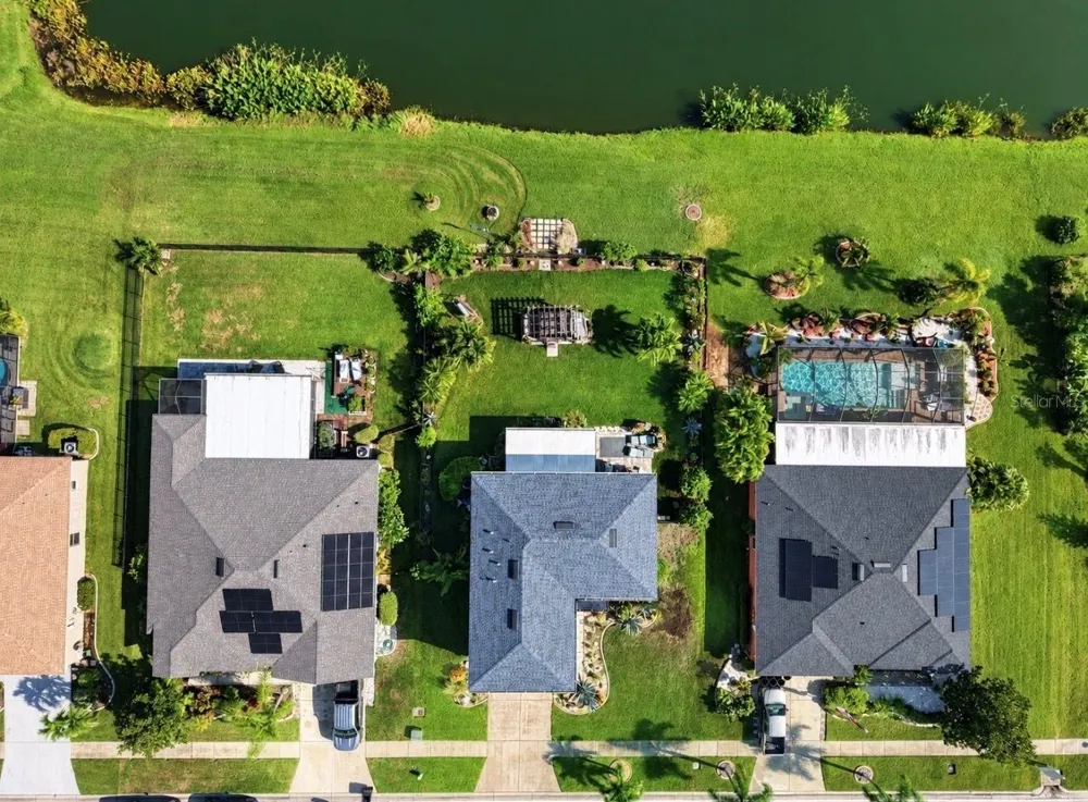 337 STAR SHELL DRIVE Apollo Beach, FL 33572