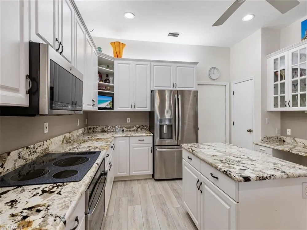 822 Cypress Lake Circle Fort Myers, FL 33919