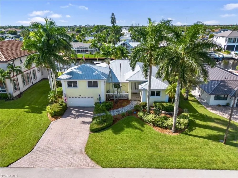 822 Cypress Lake Circle Fort Myers, FL 33919