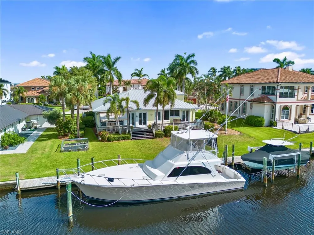 822 Cypress Lake Circle Fort Myers, FL 33919
