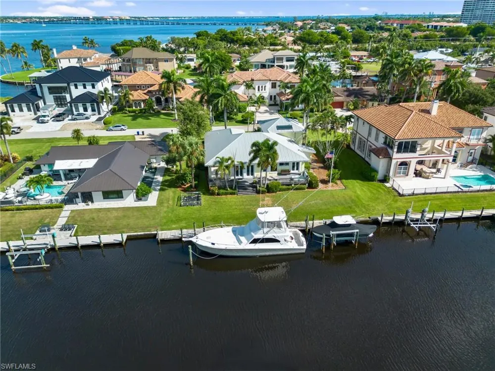 822 Cypress Lake Circle Fort Myers, FL 33919