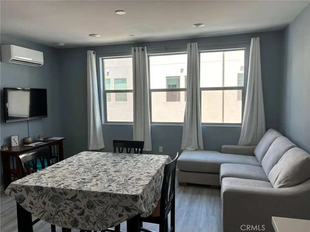 331 Strike Covina, CA 91722