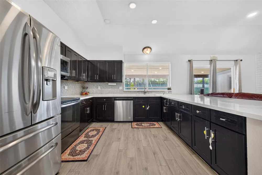 11719 Acadian Drive Houston, TX 77099