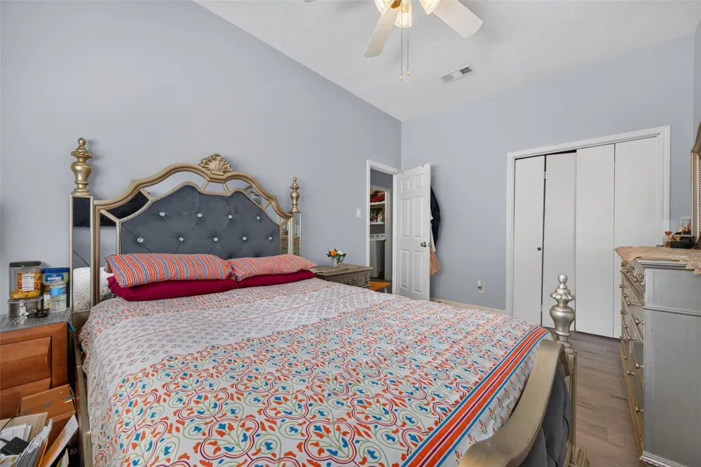 11719 Acadian Drive Houston, TX 77099