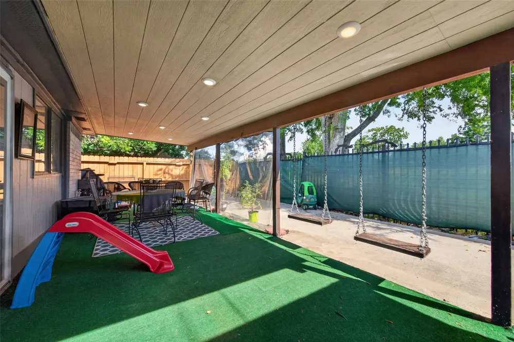 11719 Acadian Drive Houston, TX 77099