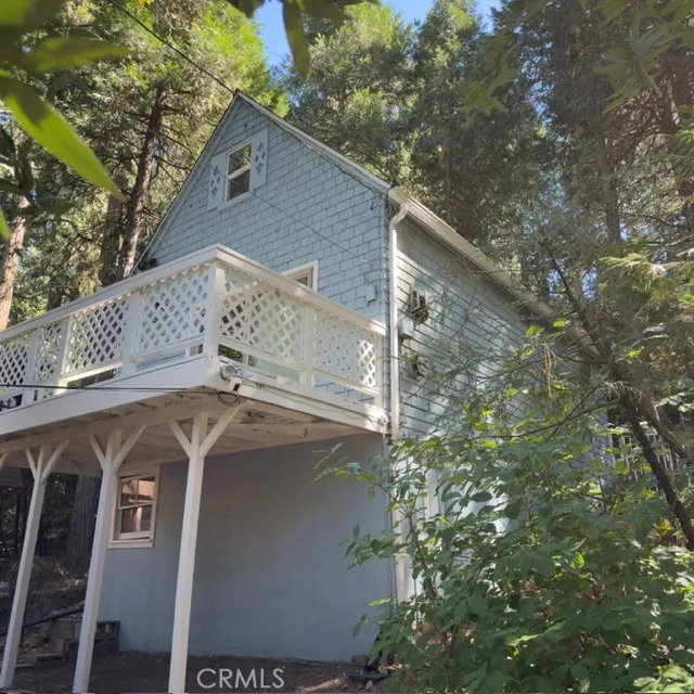 23719 Bowl Road Crestline, CA 92325