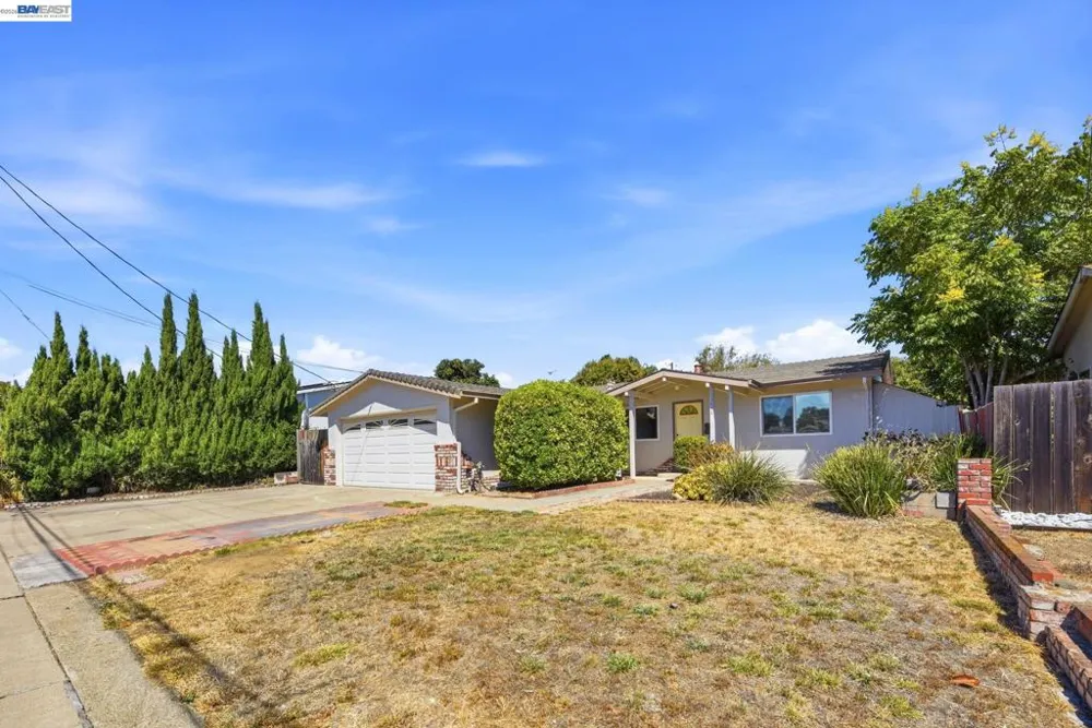 33438 University Dr Union City, CA 94587