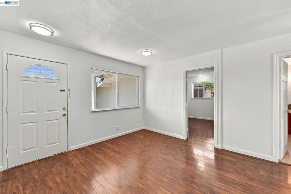 33438 University Dr Union City, CA 94587