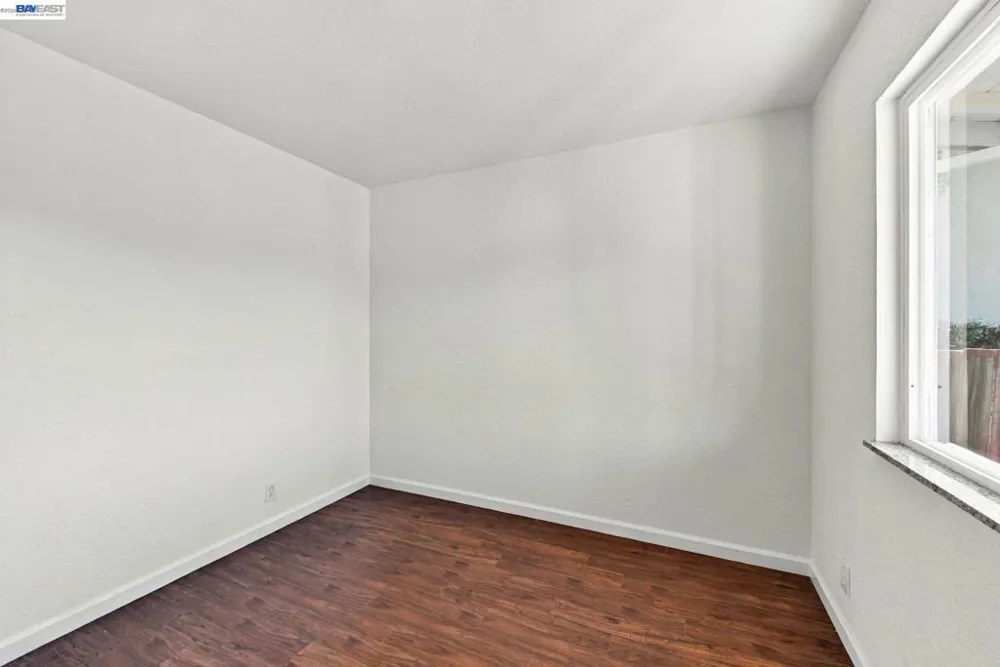33438 University Dr Union City, CA 94587