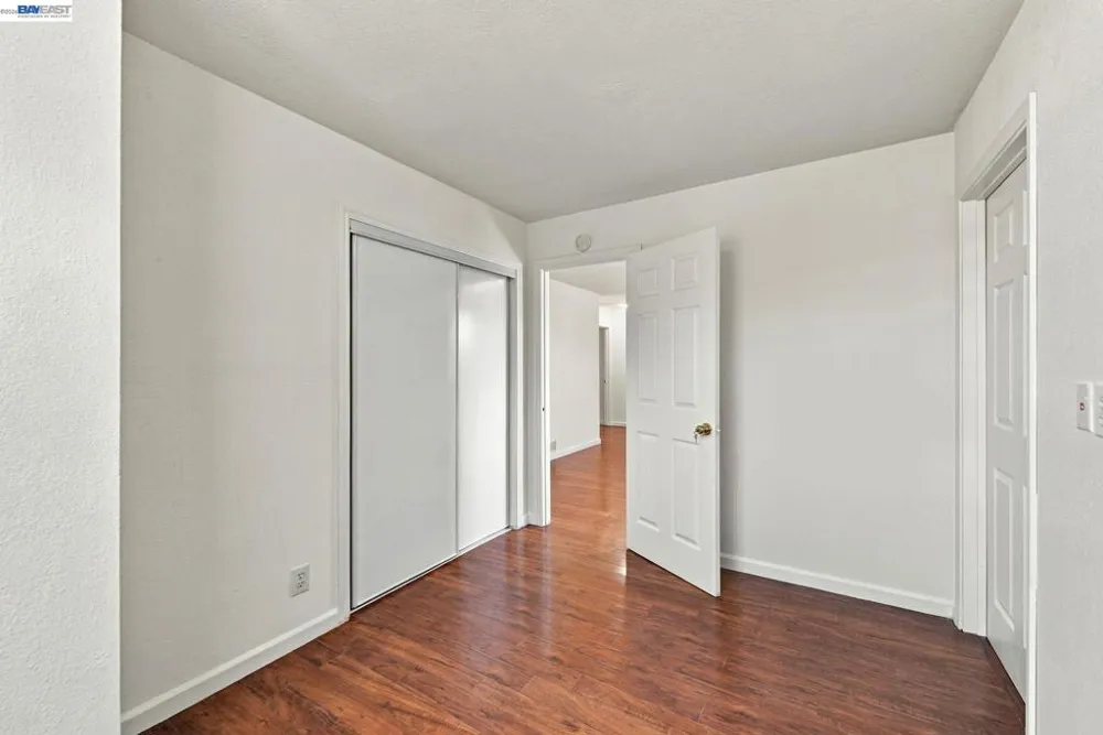33438 University Dr Union City, CA 94587