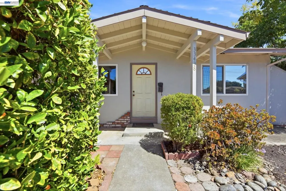 33438 University Dr Union City, CA 94587