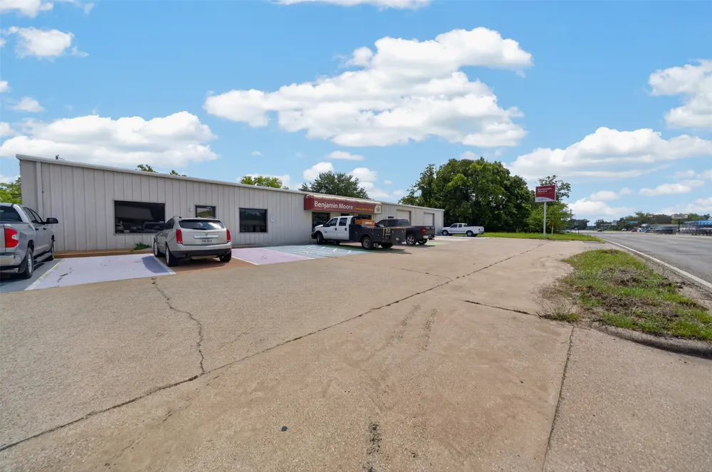 908 Palestine Street Athens, TX 75751