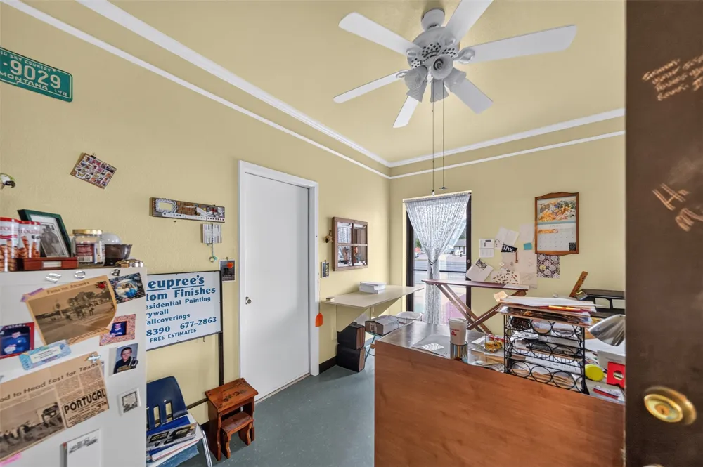 908 Palestine Street Athens, TX 75751