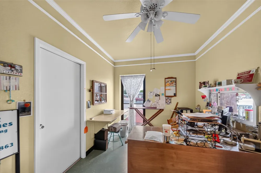908 Palestine Street Athens, TX 75751