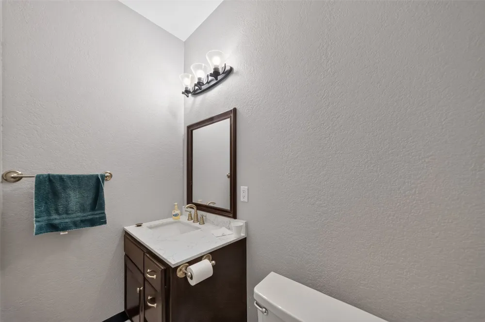 908 Palestine Street Athens, TX 75751
