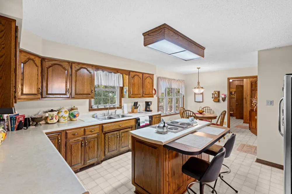 663 Asbury Rd Camden, TN 38320