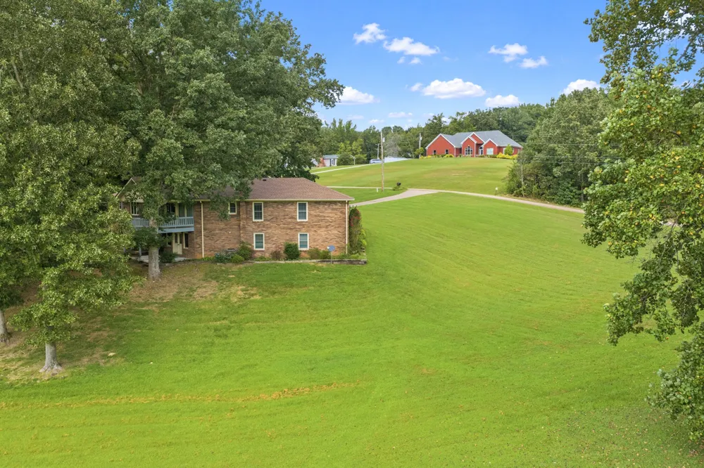 663 Asbury Rd Camden, TN 38320