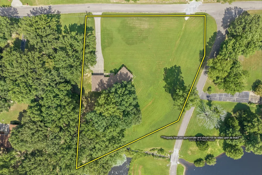 663 Asbury Rd Camden, TN 38320