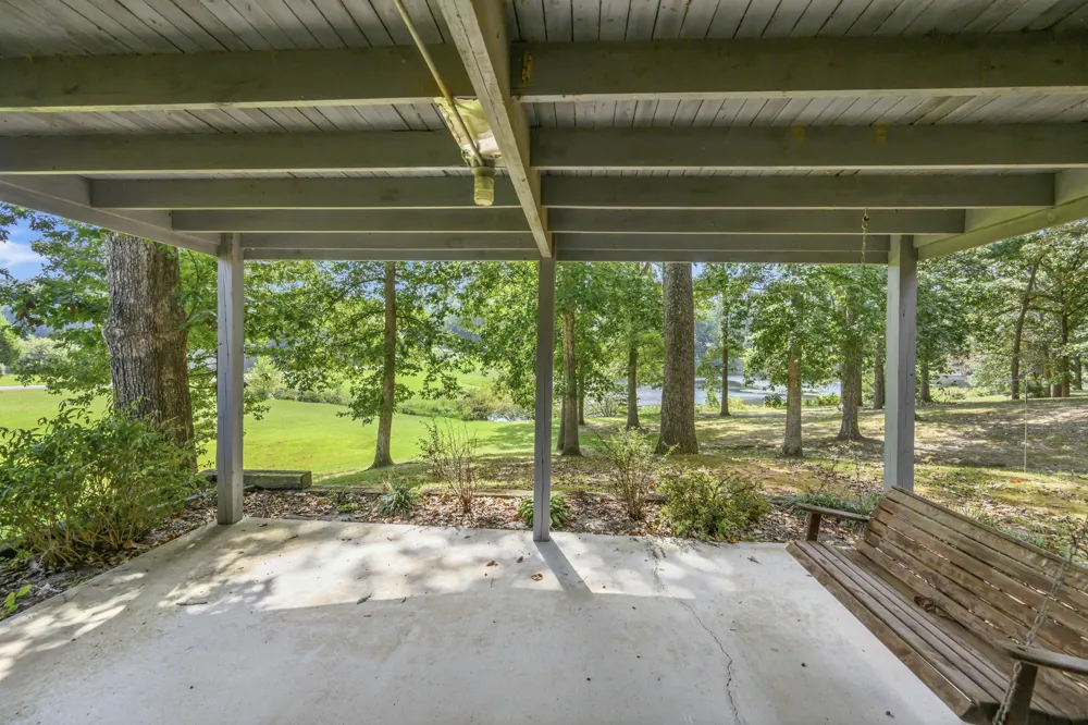 663 Asbury Rd Camden, TN 38320