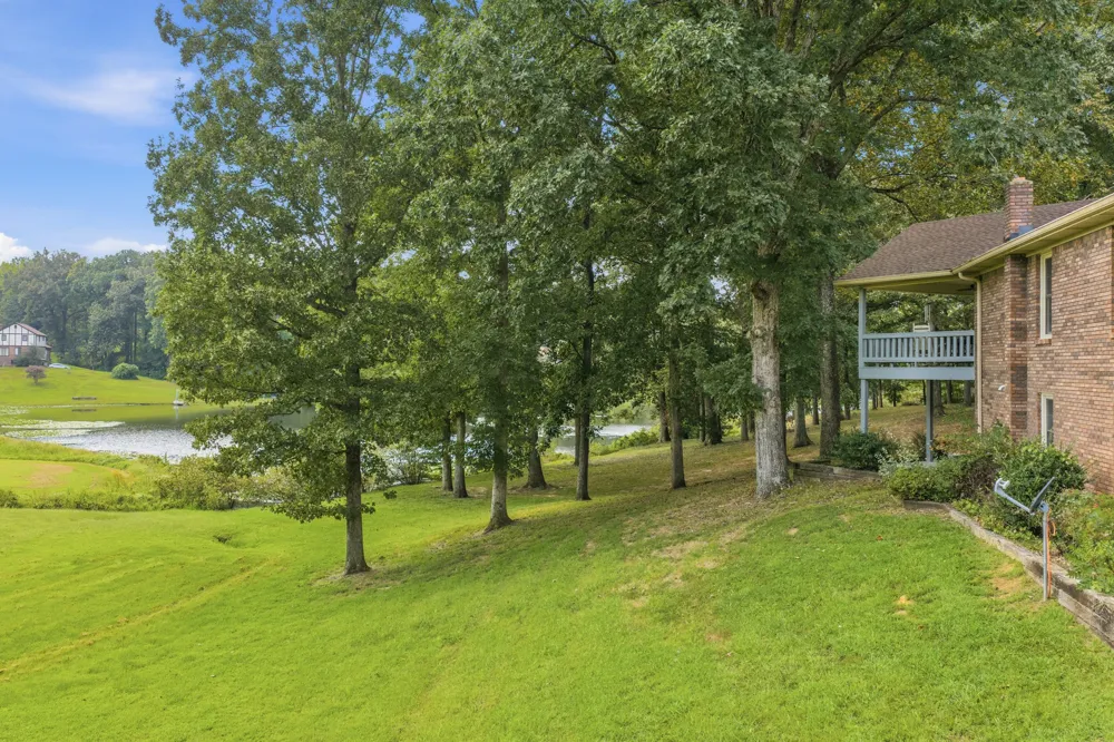 663 Asbury Rd Camden, TN 38320