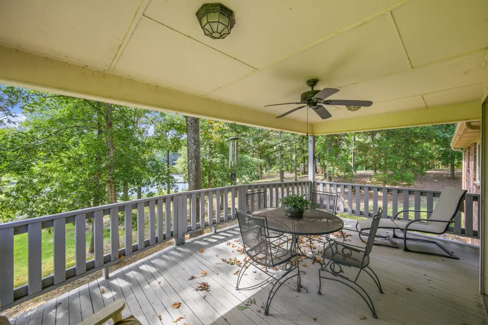 663 Asbury Rd Camden, TN 38320