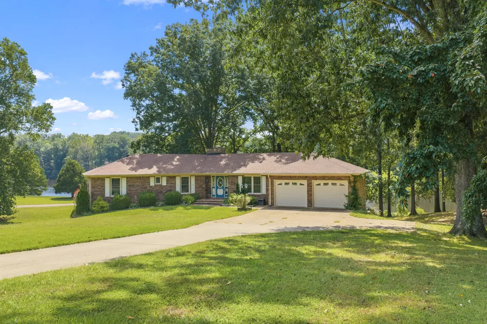 663 Asbury Rd Camden, TN 38320