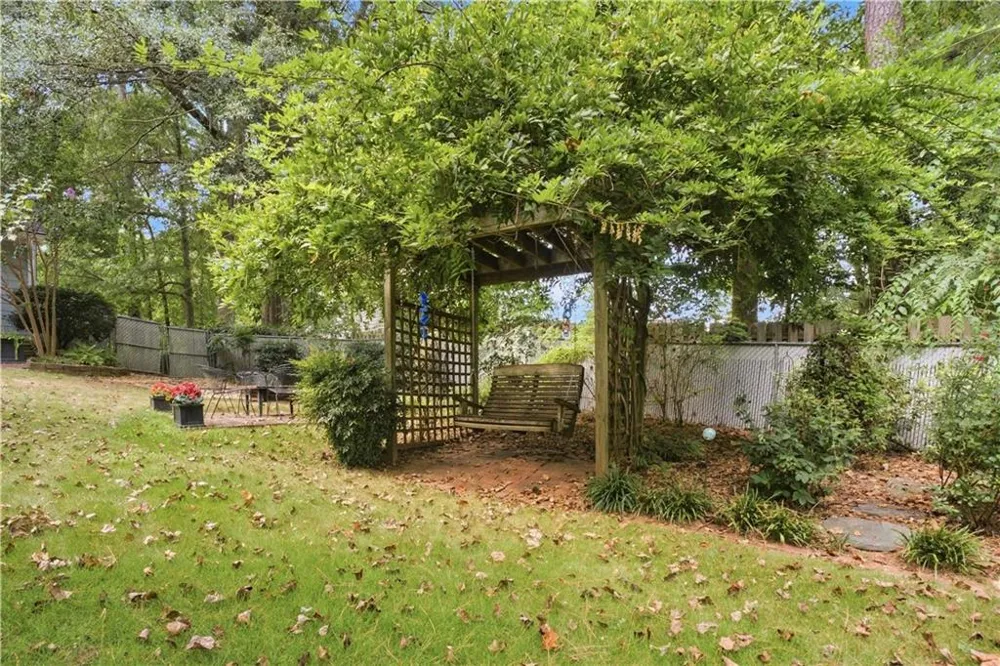 4086 Howell Ferry Road Duluth, GA 30096