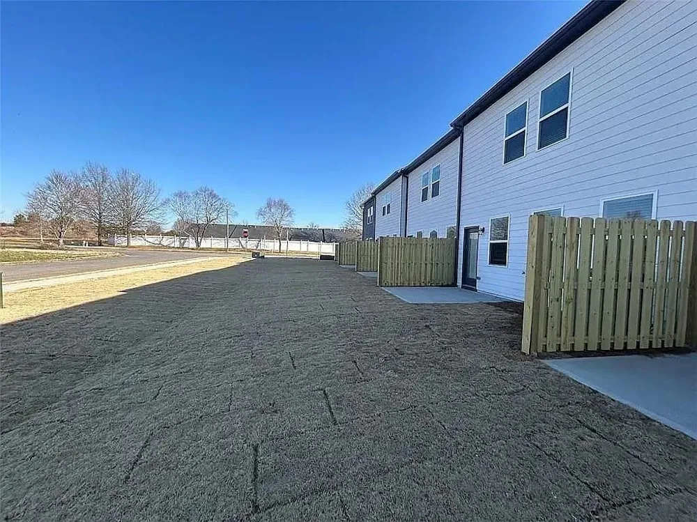 129 Lauren Street Adairsville, GA 30103