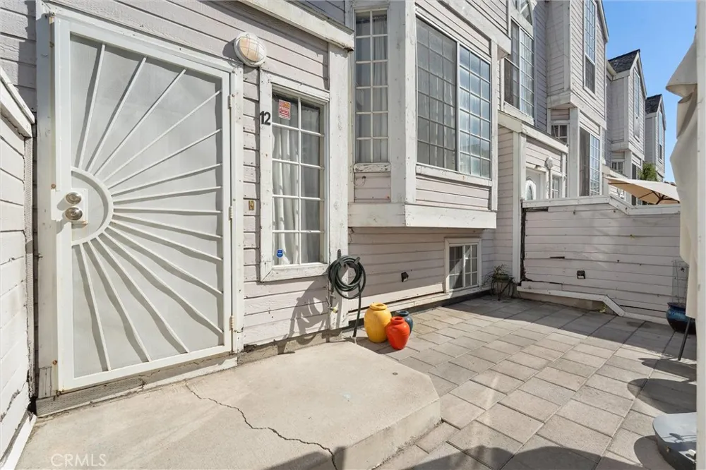 1751 E 68th #12 Long Beach, CA 90805